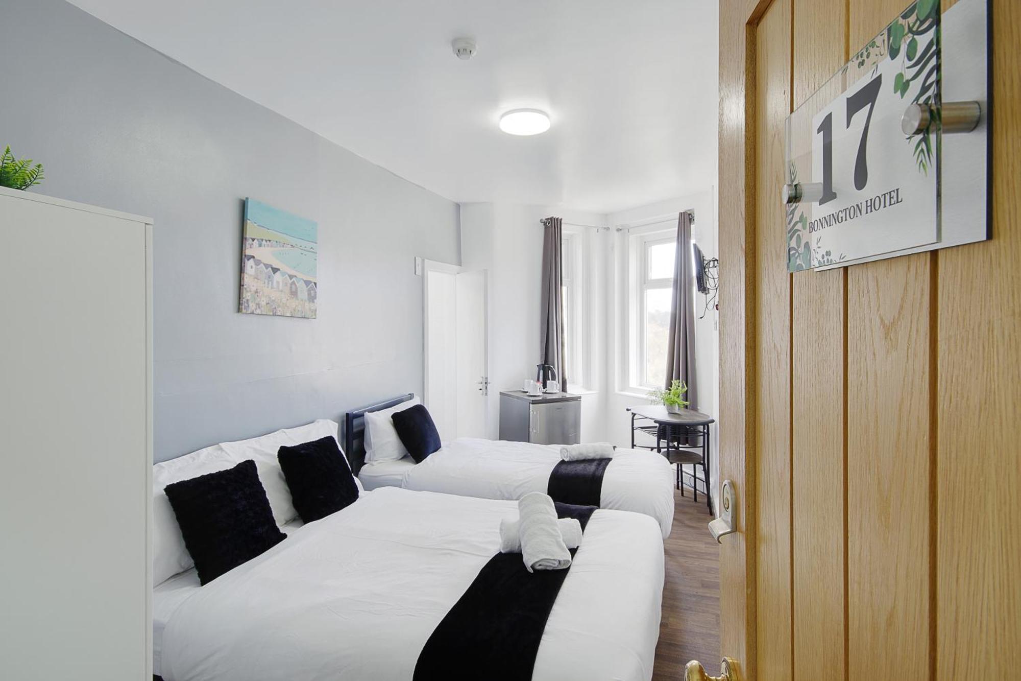 Azure Beach Hotel Bournemouth Eksteriør bilde